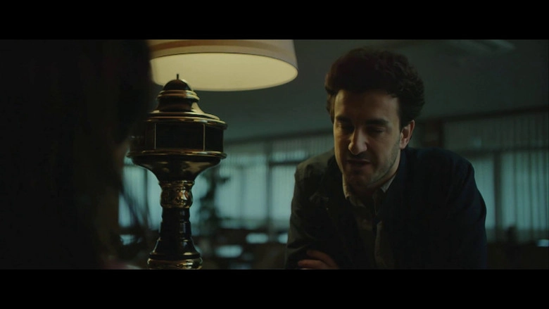 Extranos En La Carretera (2016)