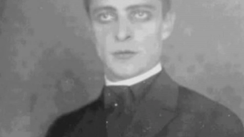 Der Mann Im Hintergrund (1922)