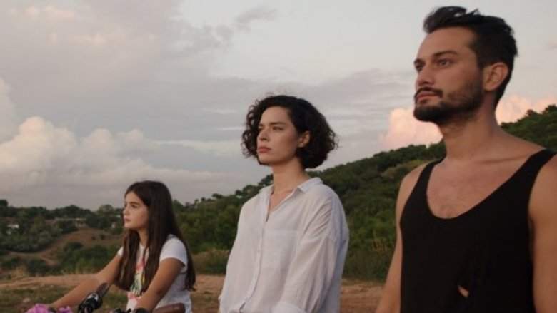 Deniz Ve Gunes (2018)