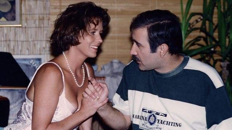 To Koritsi Me Tis Valitses (1994)