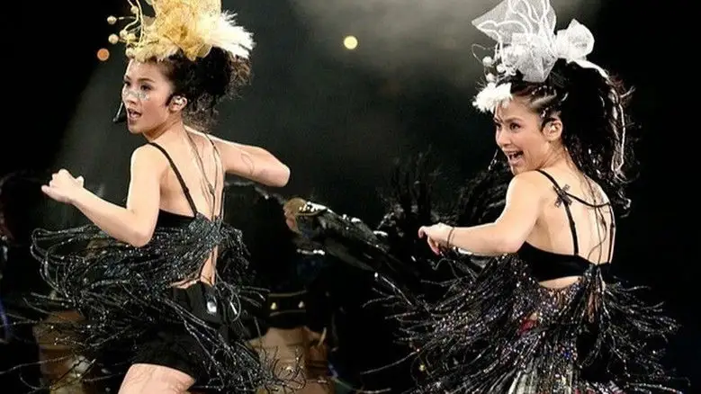 Twins Yi Shi Wu Liang Yan Chang Hui (2006)