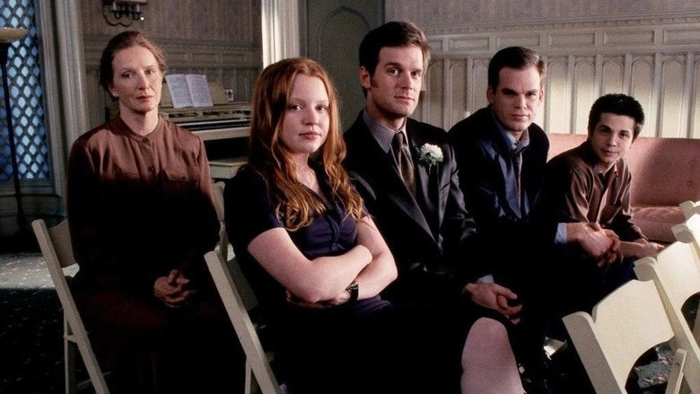 Six Feet Under: In Memoriam (2005)