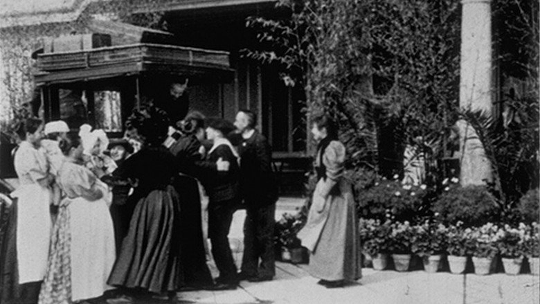 L'arrivee En Voiture (1896)
