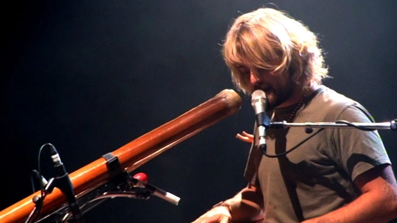 Xavier Rudd: Good Spirit Live At The Enmore (2005)