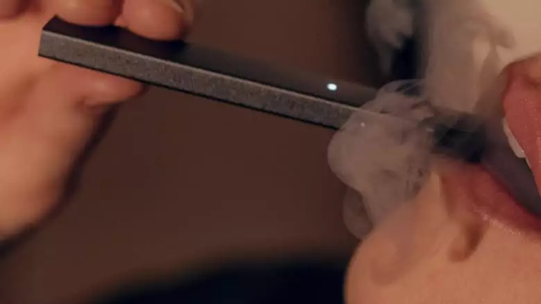Move Fast And Vape Things (2021)