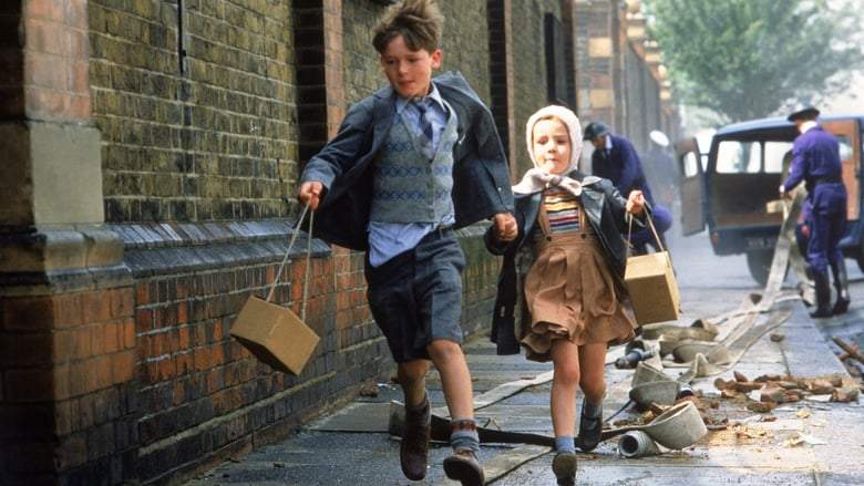 Hope And Glory (1987)
