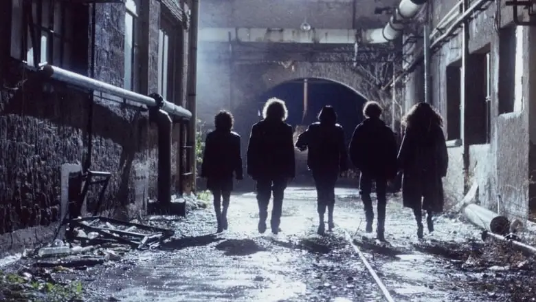 O Hamenos Ta Pairnei Ola (2002)