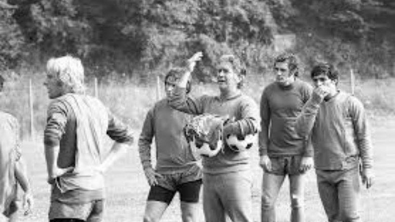 Maestro. Il Calcio A Colori Di Tommaso Maestrelli (2024)