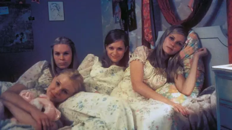 The Virgin Suicides: Revisiting The Virgin Suicides (2018)