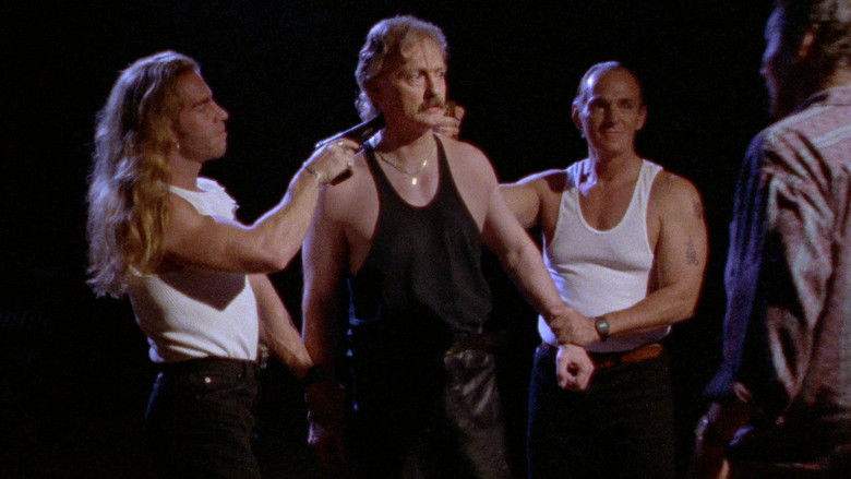 Champagne And Bullets (1993)