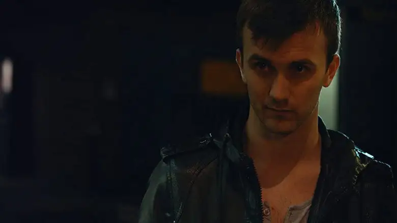 No Strings (2015)