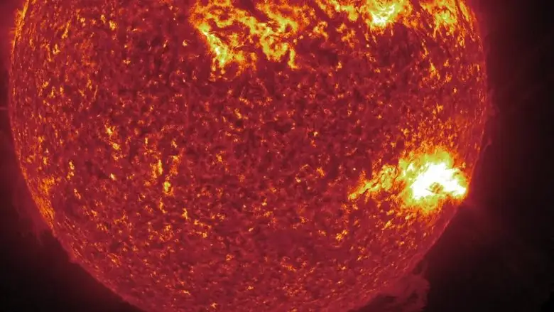 The Dark Side Of The Sun (2017)