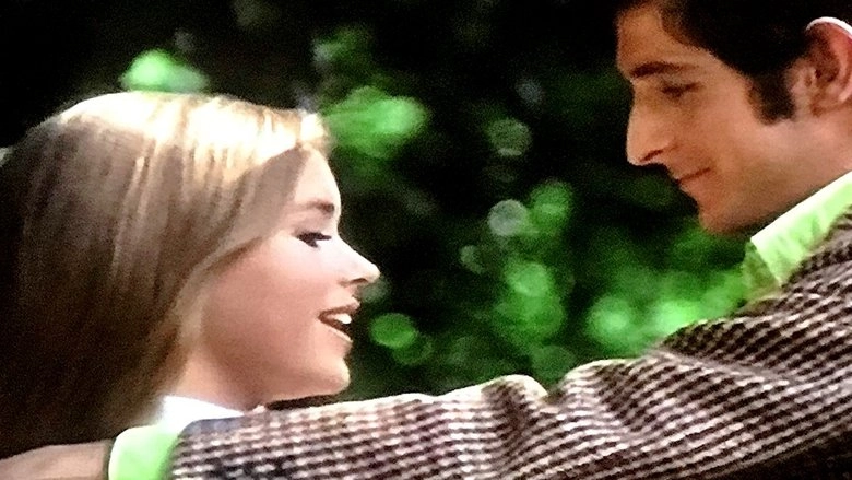 Juan Y Junior... En Un Mundo Diferente (1970)