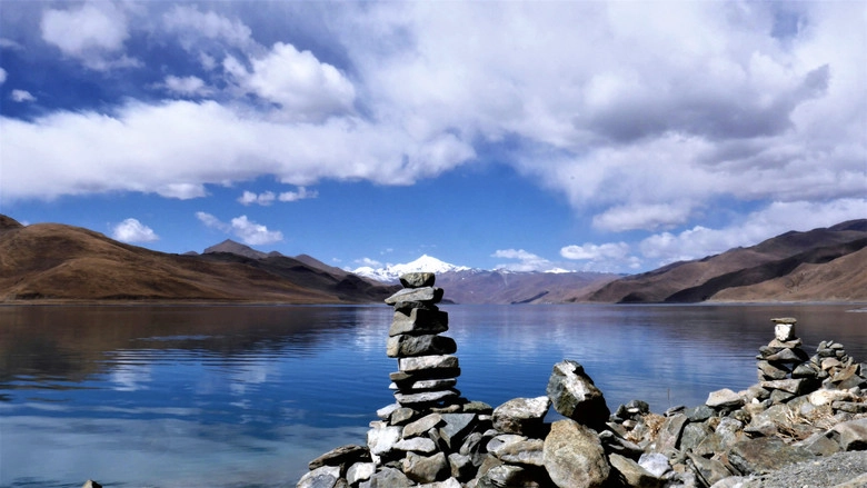 Invisible World (2025)