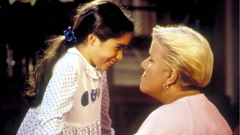 Une Nounou Pas Comme Les Autres (1994)