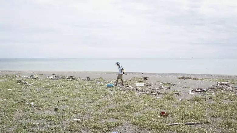 Walk The Tideline (2021)