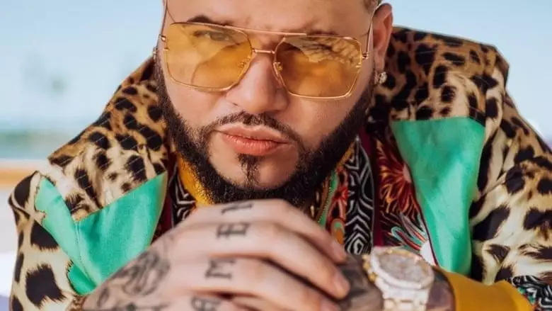 Farruko, En Letra De Otro (2019)