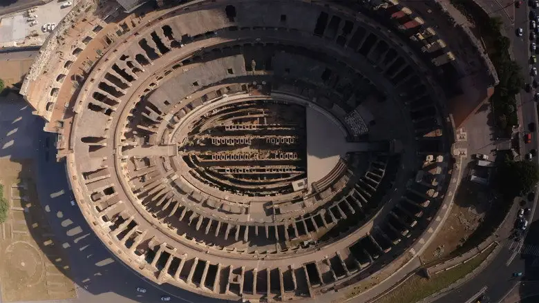 Le Colisee : Une Megastructure Romaine (2021)