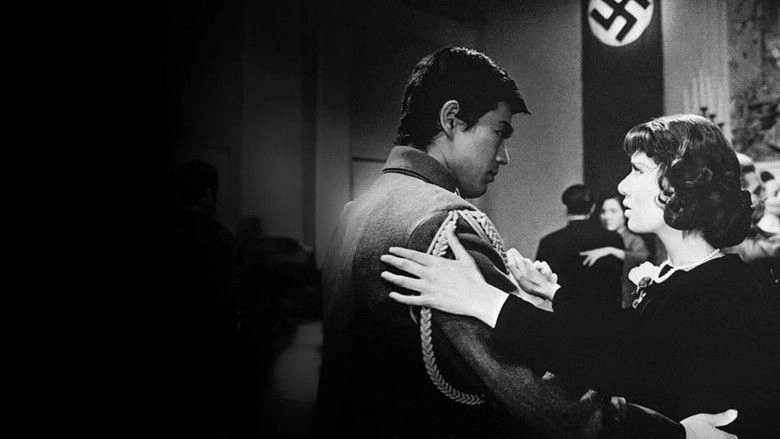 Army Intelligence 33 (1968)