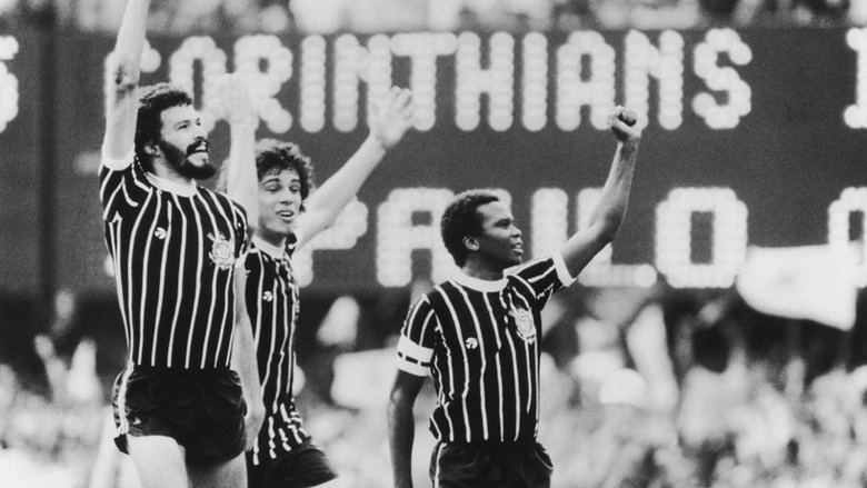 Democracia Em Preto E Branco (2014)