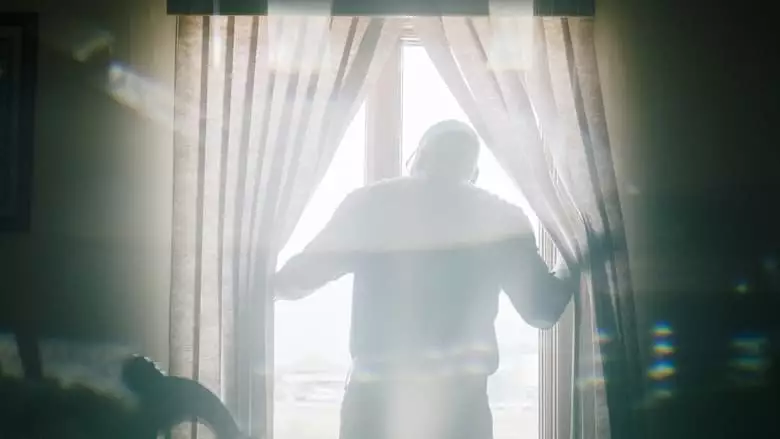 Stranger At The Gate (2022)