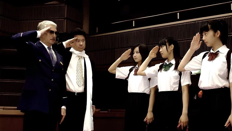 Ketai Deka The Movie - Baberu No To No Himitsu: Zenigata Shimai E No Chosenjo (2006)