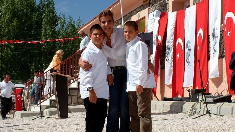 Dokundugum Yurekler (2025)