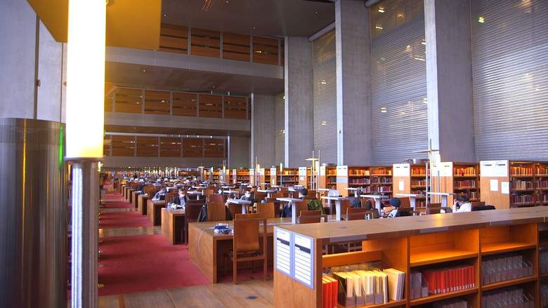 Les Tresors De La Bibliotheque Nationale De France (2020)