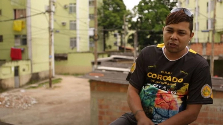 Favela Gay (2014)