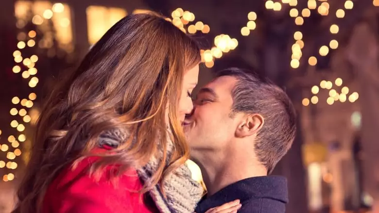 New Year's Kiss (2019)