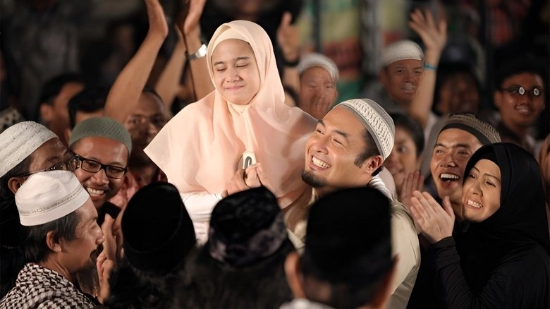 Ayat-Ayat Adinda (2015)