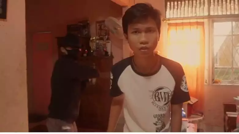 The Sacred Laptop (2020)