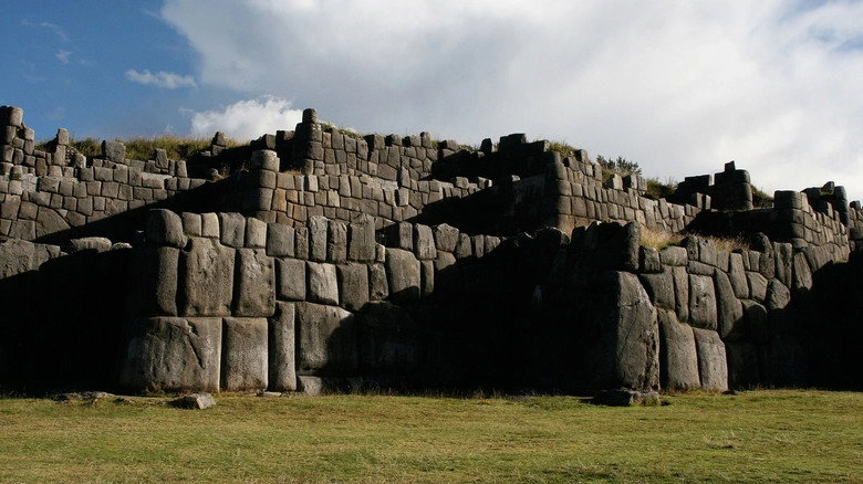 The Living Stones Of Sacsayhuaman (2014)