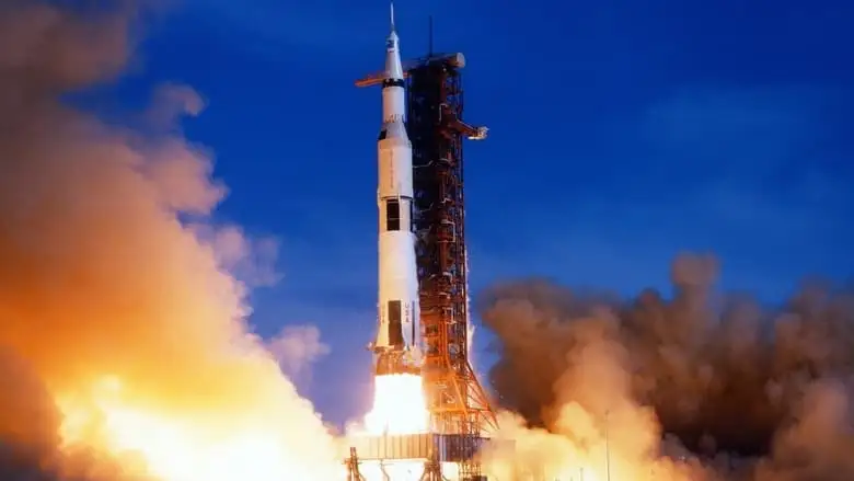 The Mighty Saturns Part II: The Saturn V (2004)
