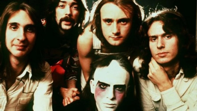 Genesis:| Up Close And Personal (2007)