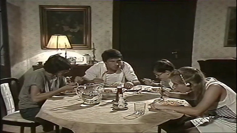 Latogato A Vegtelenbol (1989)