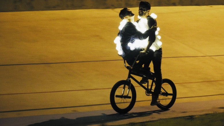 Atras Hay Relampagos (2017)