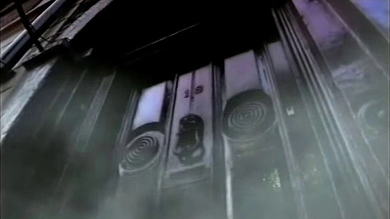 Dan Cruickshank & The House That Wouldn't Die (2003)