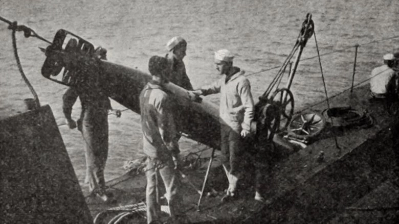 The Hero Of Submarine D-2 (1916)