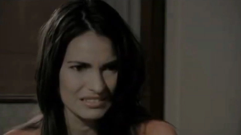 Detras Del Espejo (2014)