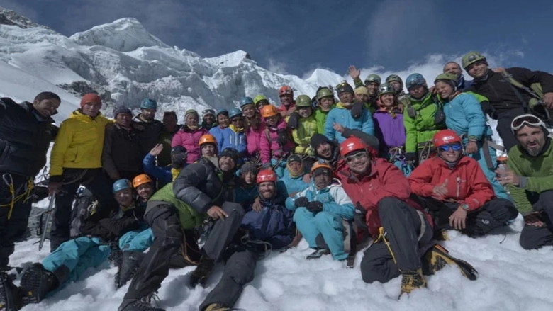 Children On The Summit (2012)
