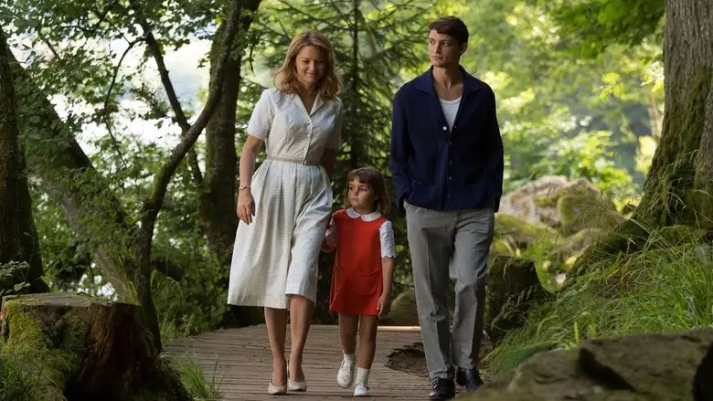 An Impossible Love (2018)