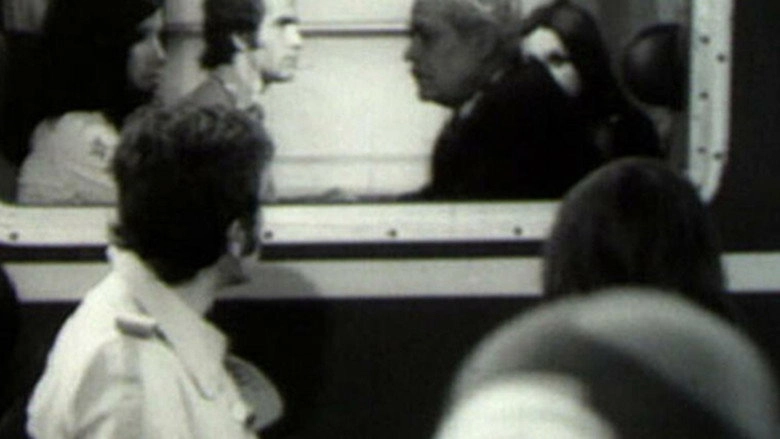 Muthis Bir Tren (1975)