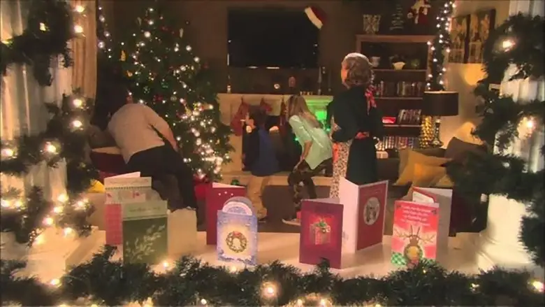 Mistletoe Over Manhattan (2011)