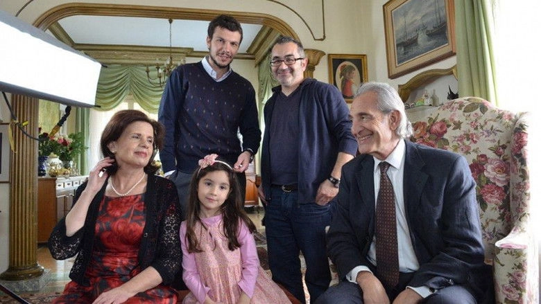 Enas Horos Akomi (2012)