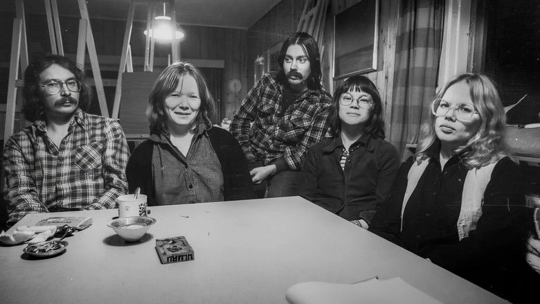 Mii Leat Ain Das/Vi Ar Fortfarande Har (2024)