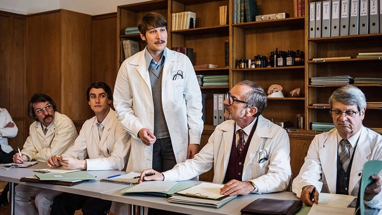 Aus Dem Schatten (2019)