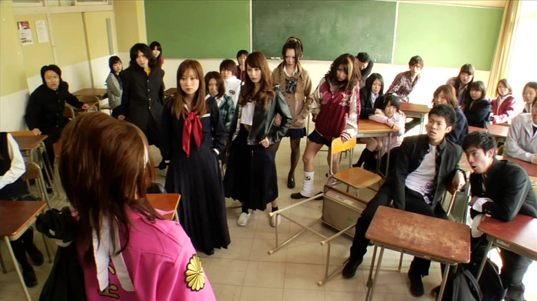 Ladies VS Warumen (2010)