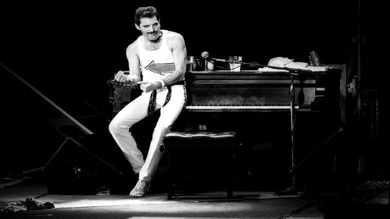 Queen On Fire: Live At The Bowl (2004)