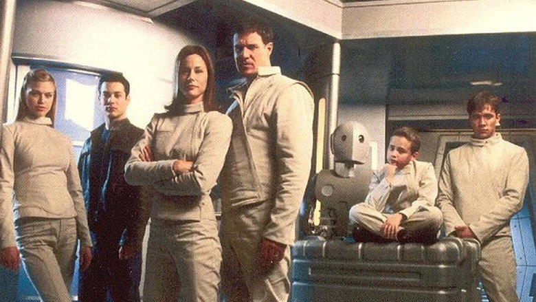 The Robinsons: Lost In Space (2004)